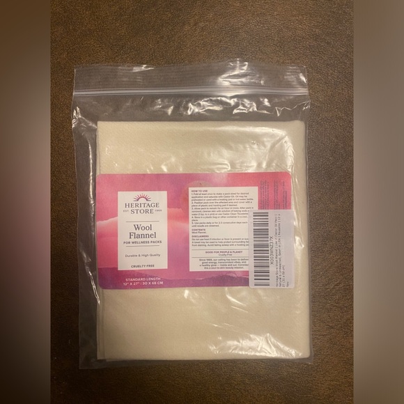 Heritage Store Wool Flannel 30cm x 68cm - Picture 2 of 3